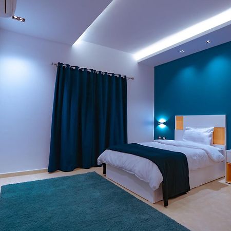 Travelholic Residence New Каїр Екстер'єр фото