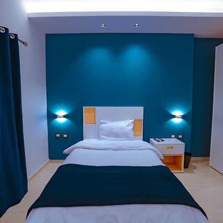 Travelholic Residence New Каїр Екстер'єр фото
