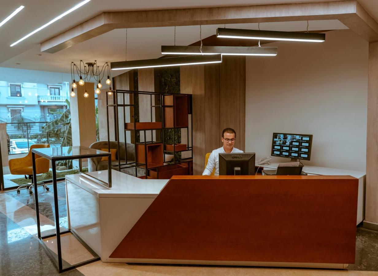 Travelholic Residence New Каїр Екстер'єр фото